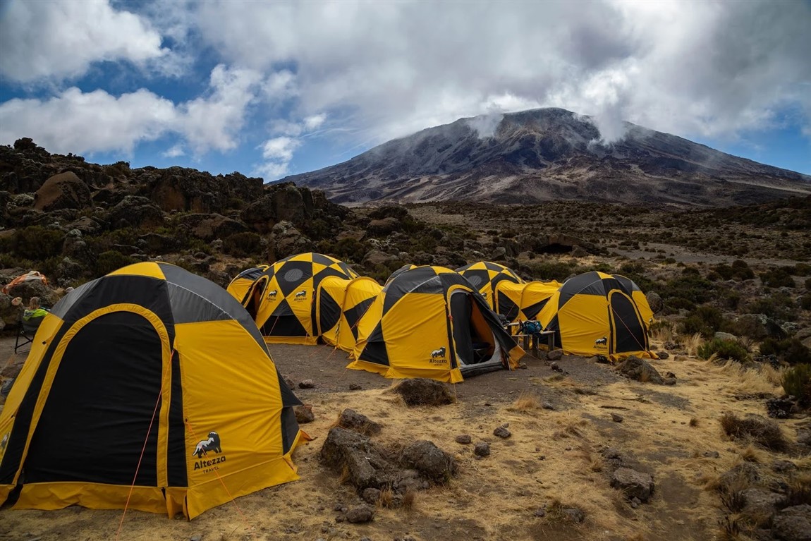 8 days mount kilimanjaro climb, umbwe route
