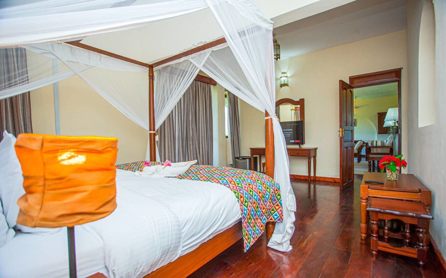 mzima beach resort - penthouse suite